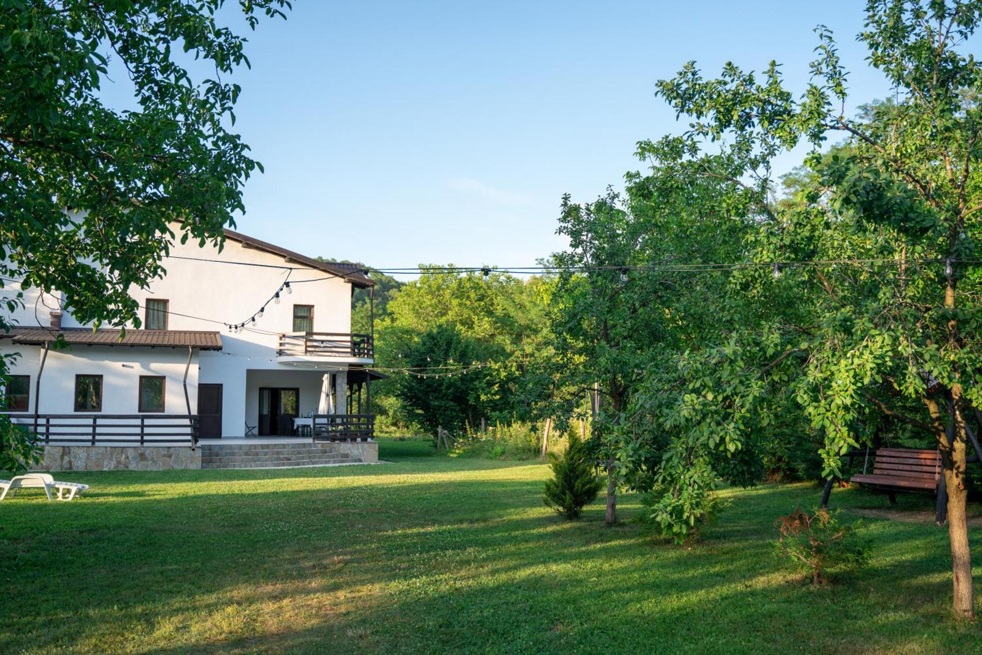 Din Natura Varbilau Exterior photo