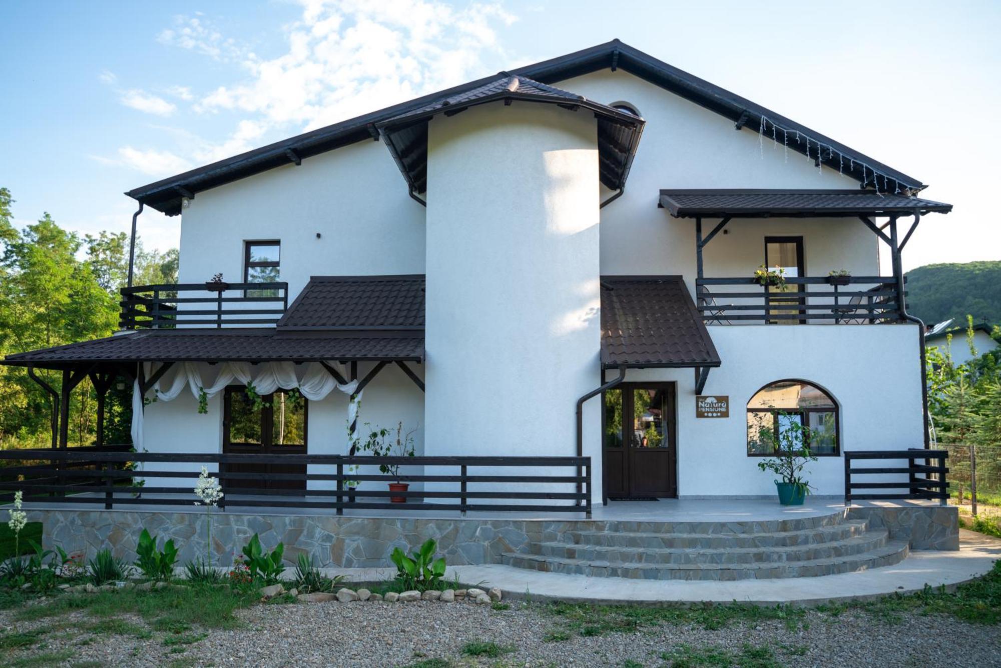 Din Natura Varbilau Exterior photo